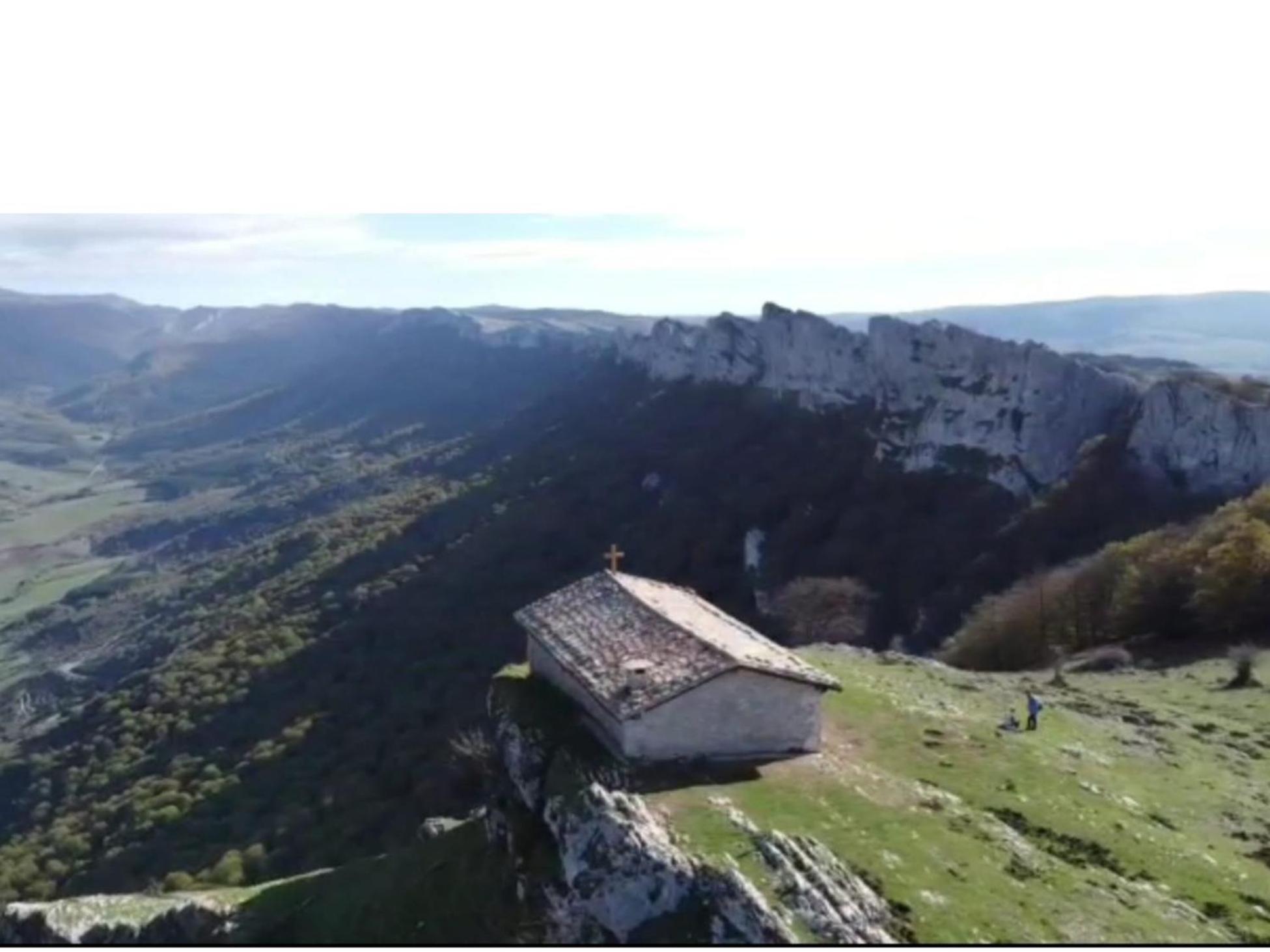 Apartamento Txoko Txikia Daire Echarri-Aranaz Oda fotoğraf